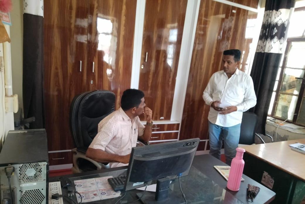 ग्राम विकास अधिकारियों की लापरवाही उजागर।